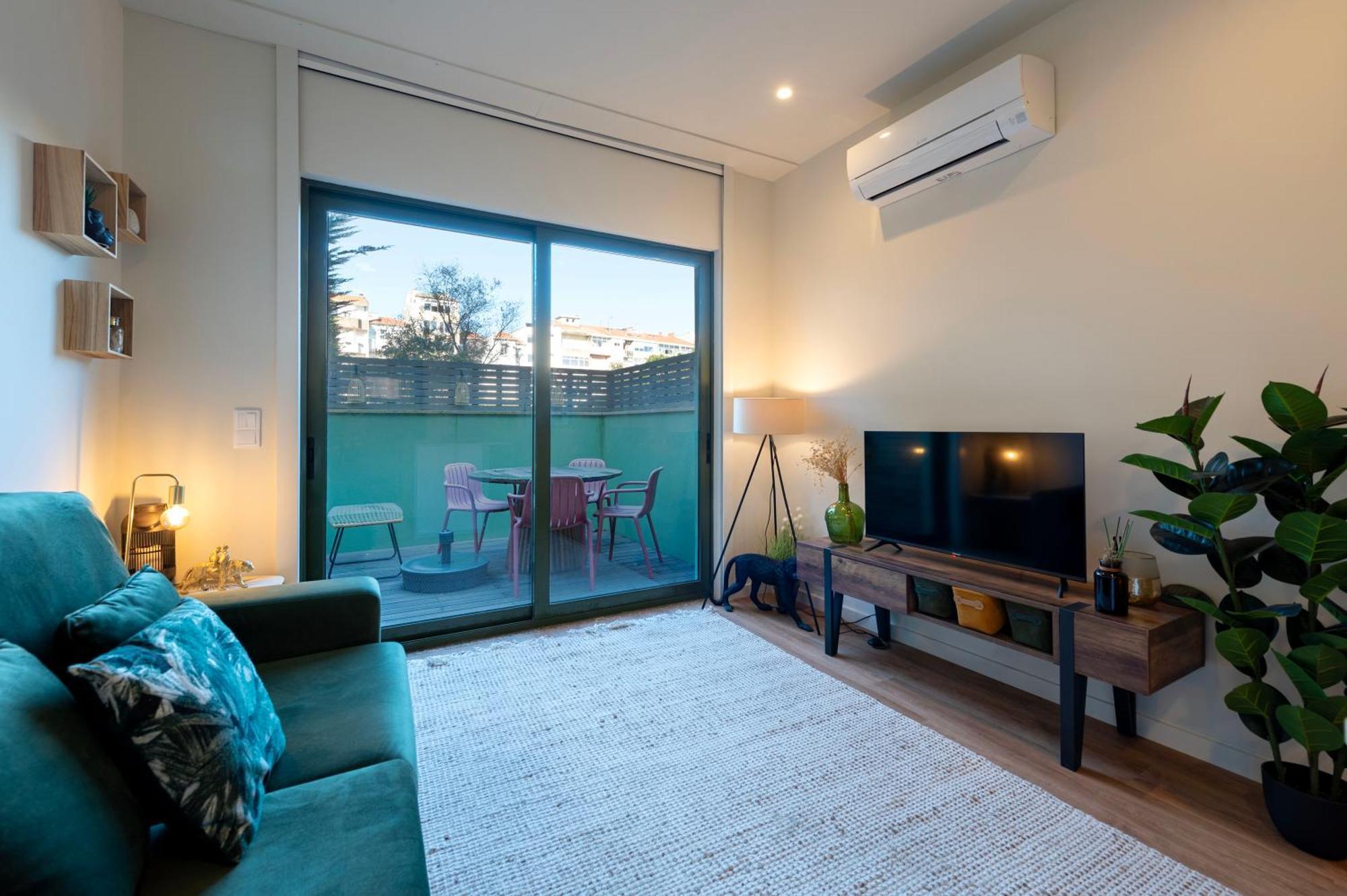 Exotic Flat With Shared Pool & Garden Apartment Porto Exterior photo
